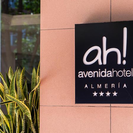 Avenida Hotel Almería Exteriör bild